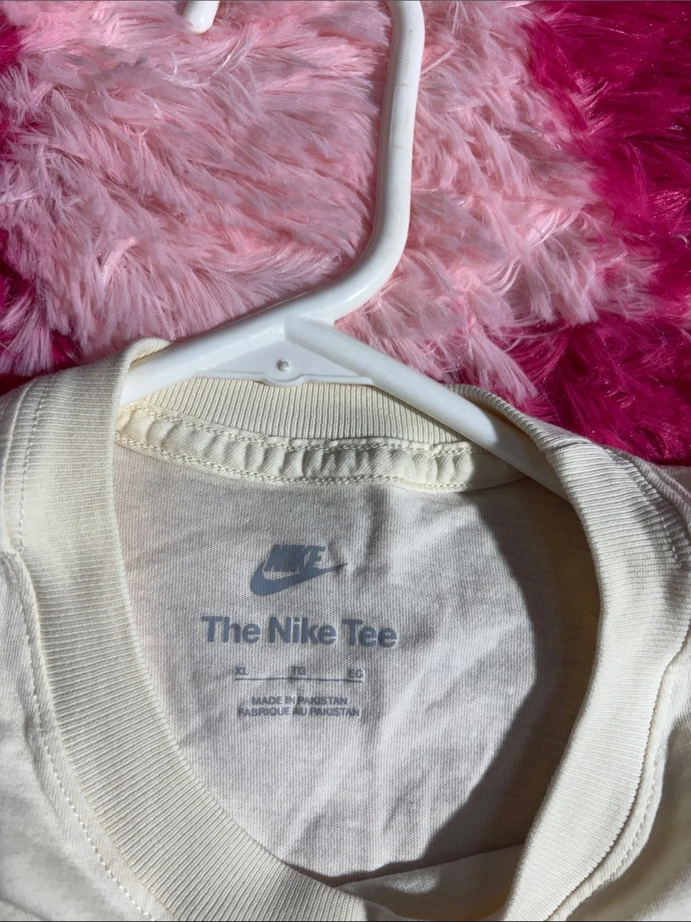 Nike boys XL tee
